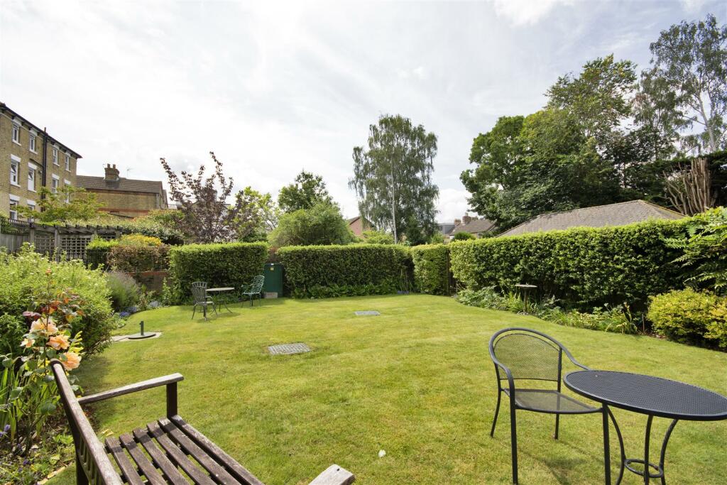GARDEN