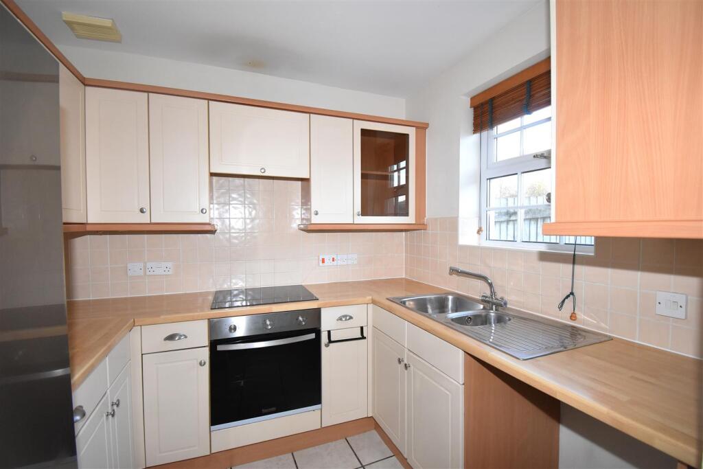 Kitchen.JPG