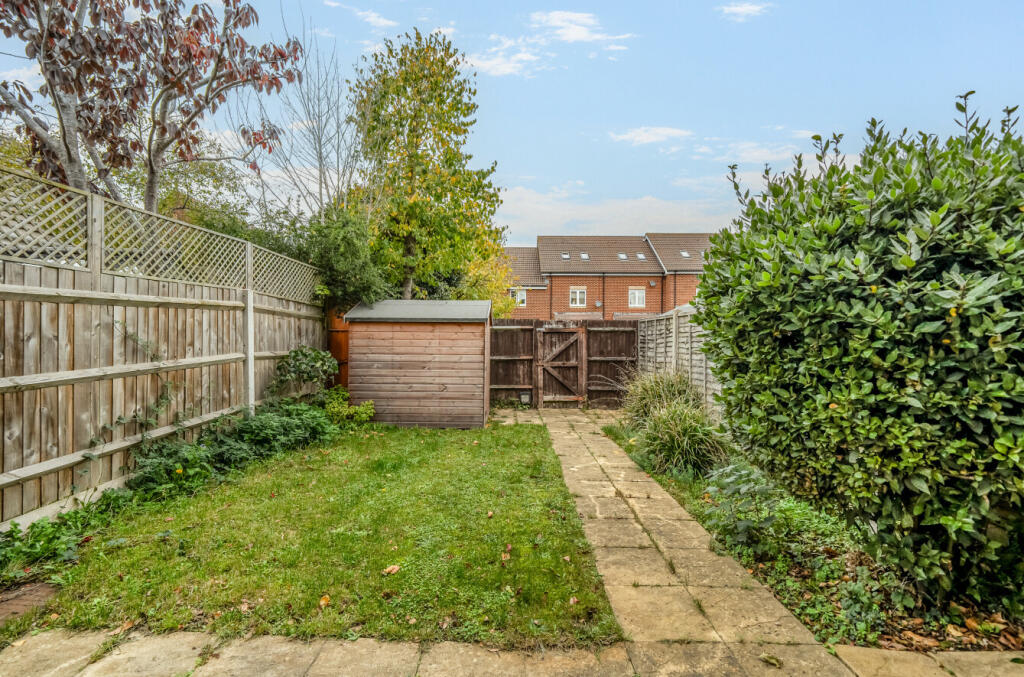 1372135-6-68f8fca...