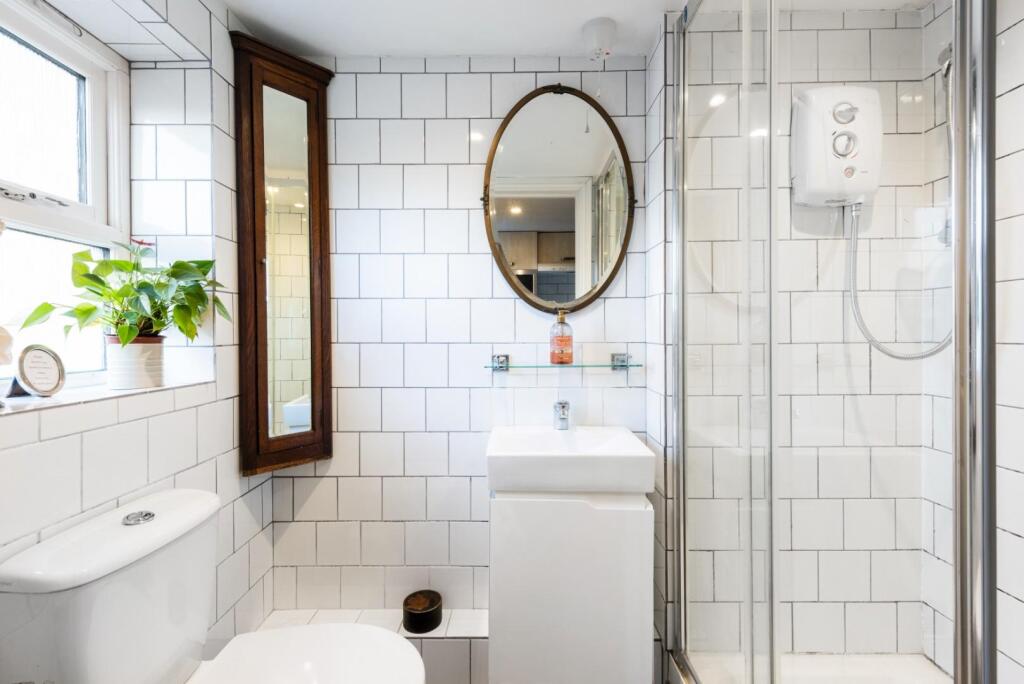 11a Claverton Buildings, Bath, BA2 4lD-14.jpg