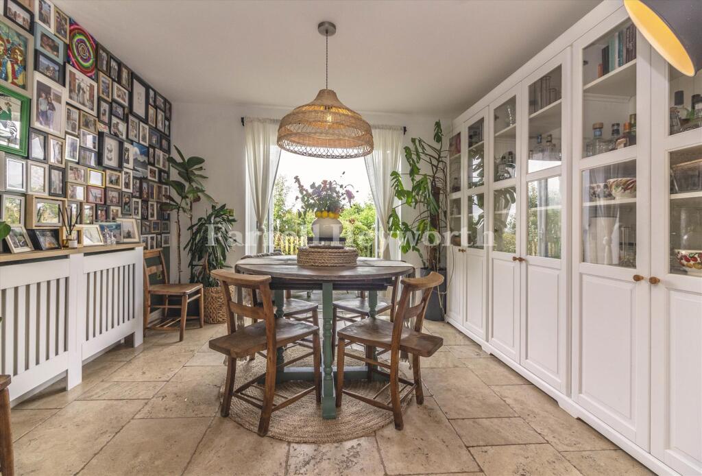 Dining c