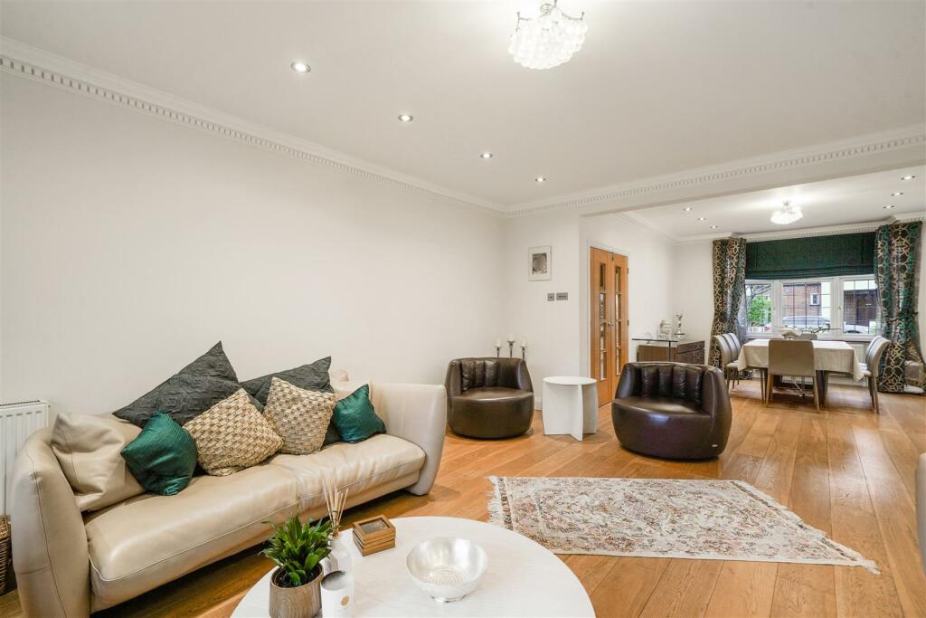 74 Pebworth Road - AUz8rJm6wOn67DrlMcFO.jpg