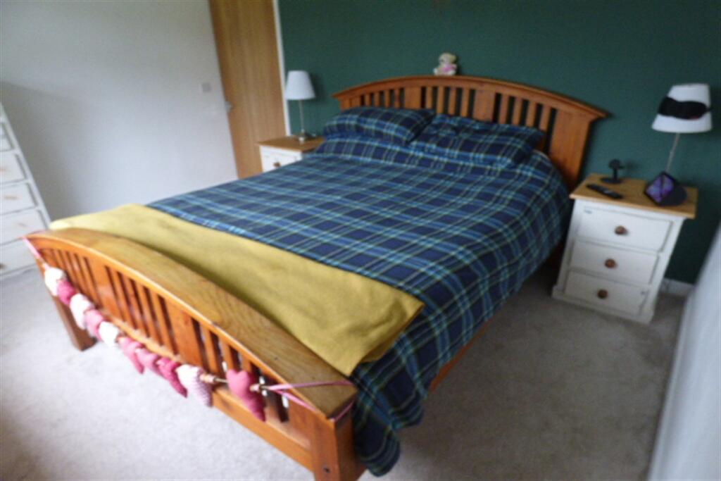bed 1