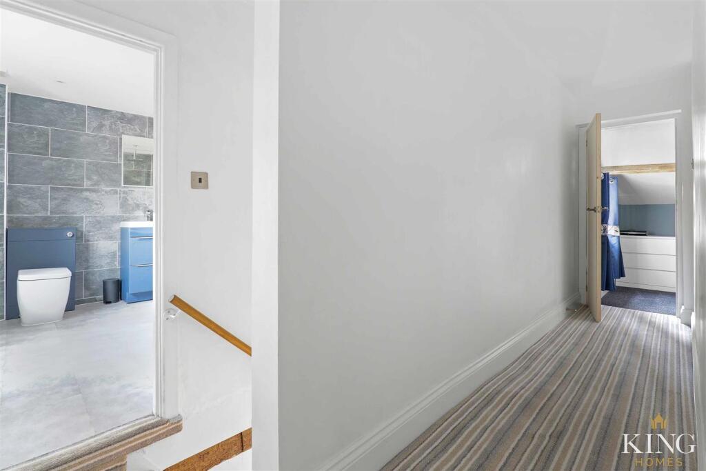 King Homes-243.jpg