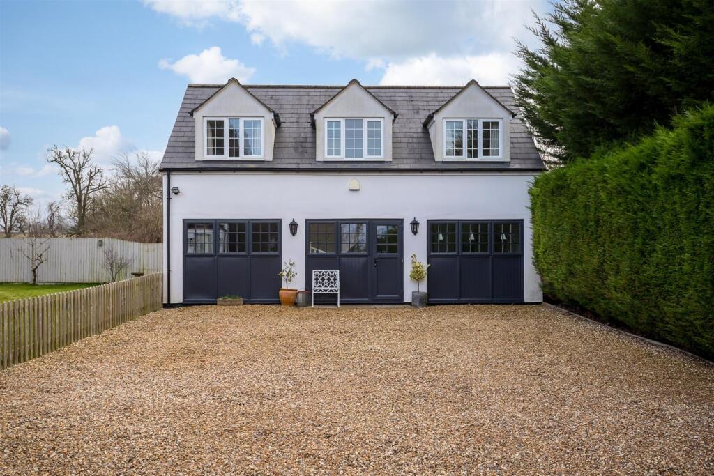 47 - Tynings House - GL51 4XF - Web.jpg