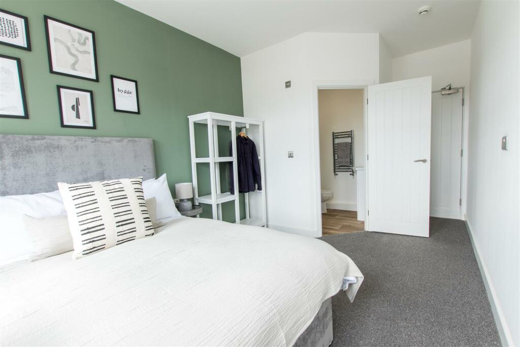 Double room 1.jpeg