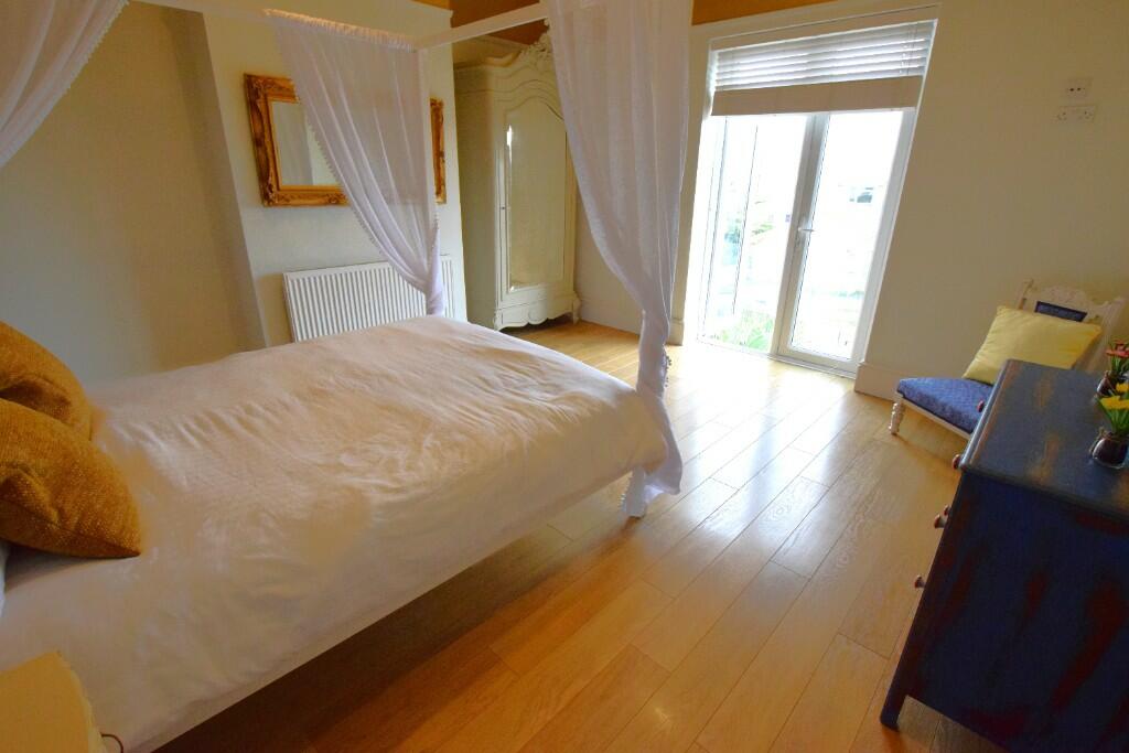 Bedroom (1)