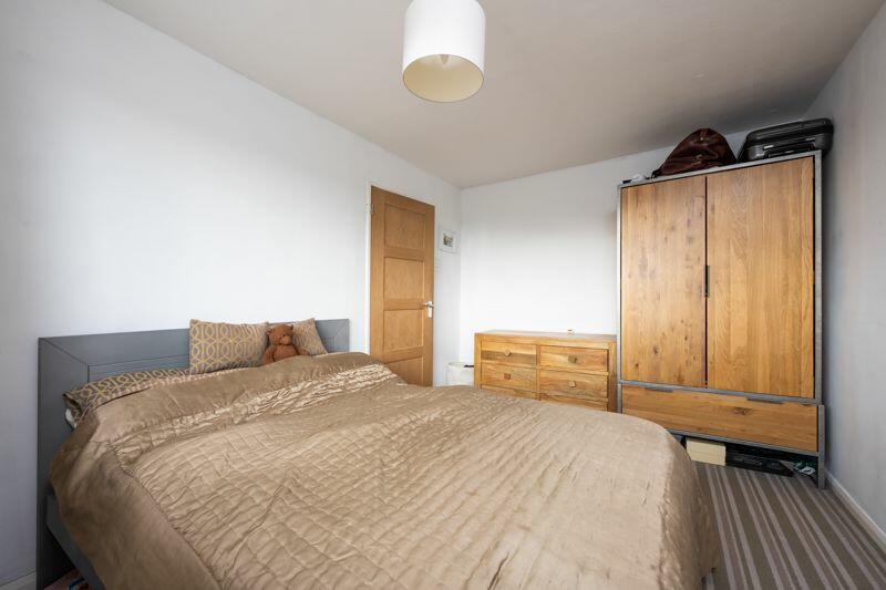 BEDROOM NO 1 (2)
