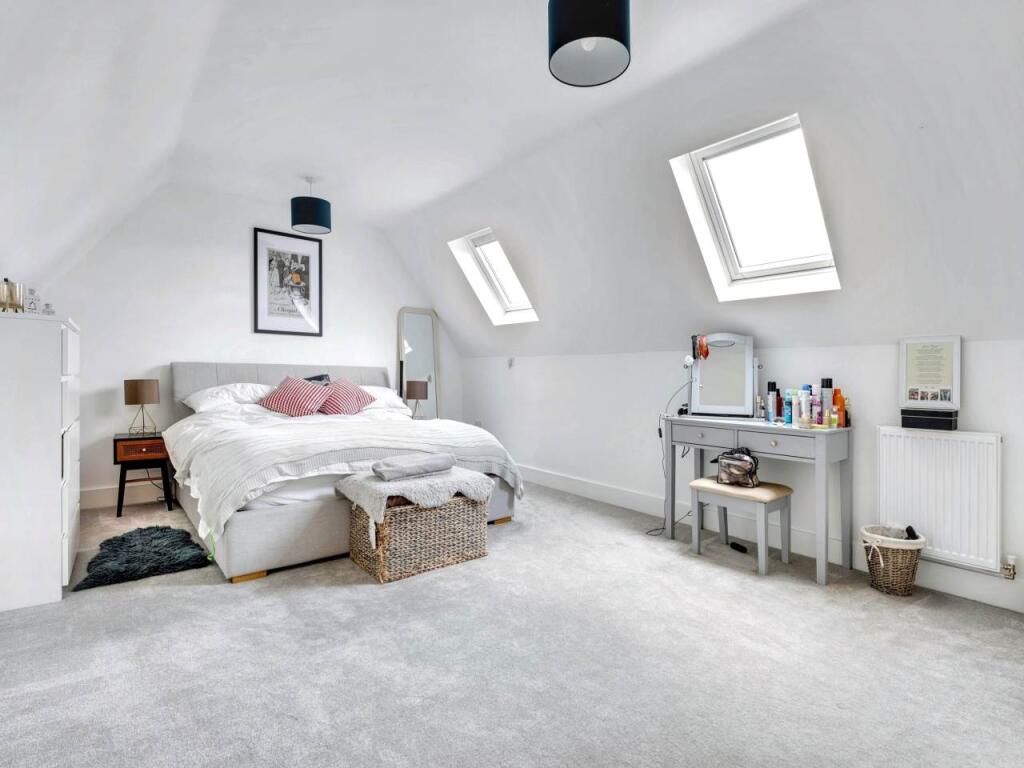 Bedroom 3 (2)