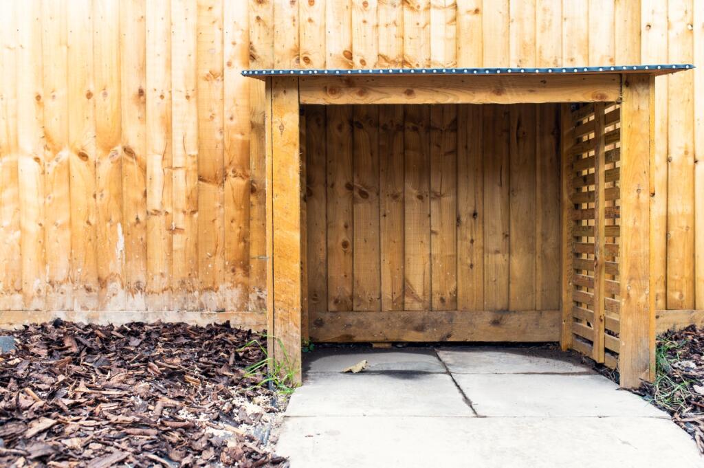 Call 02920 668585 to secure your viewing_43