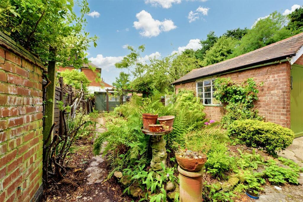Garden_2.jpeg