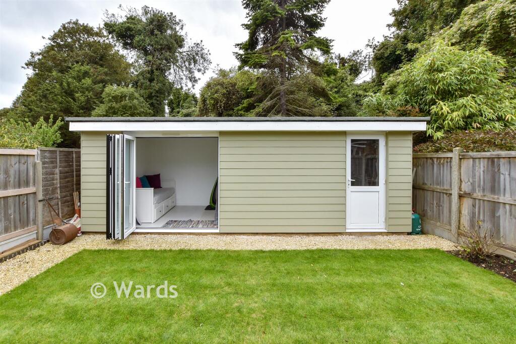 Workshop/Outbuildings