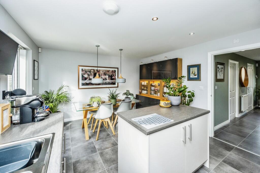 Kitchen Diner