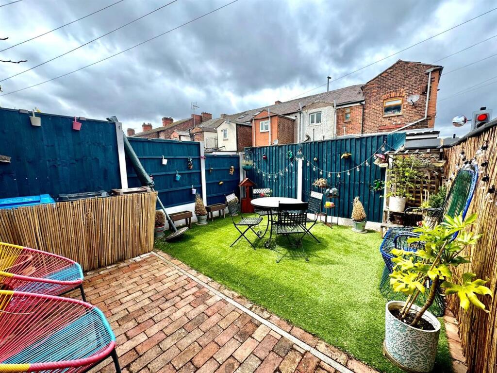 PHOTO-2025-05-29-14-10-18 8.jpg