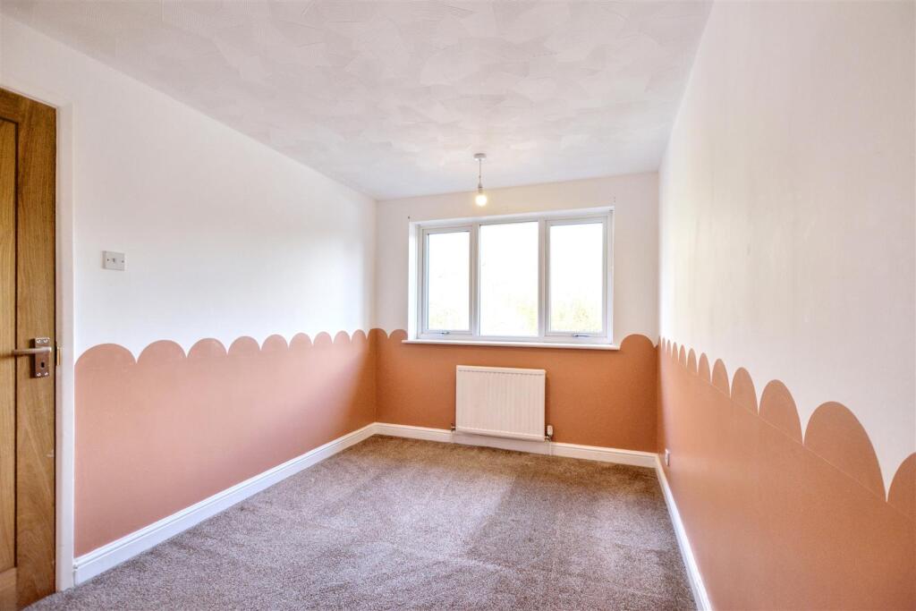 Bedroom 2_1.jpeg