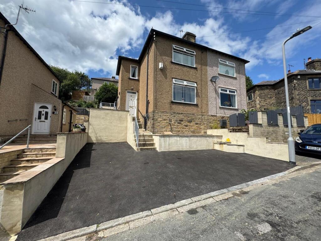 Exley Crescent, Keighley