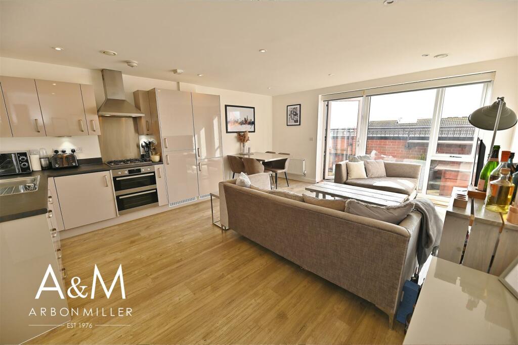 Open Plan Lounge/Kitchen