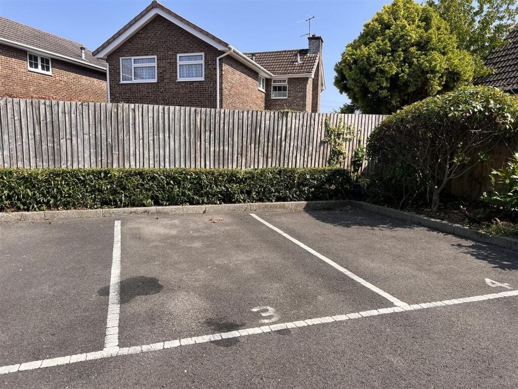 Parking.jpeg