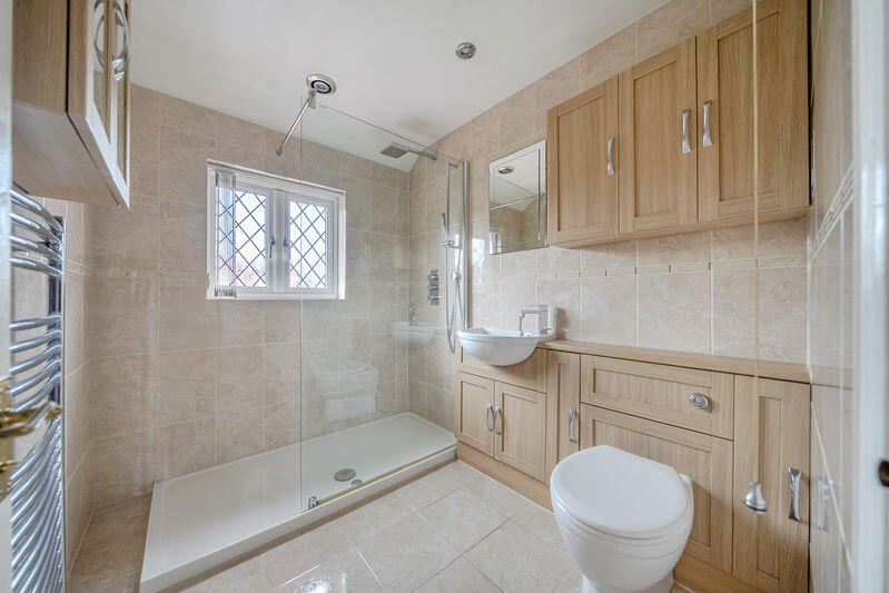 En suite shower room