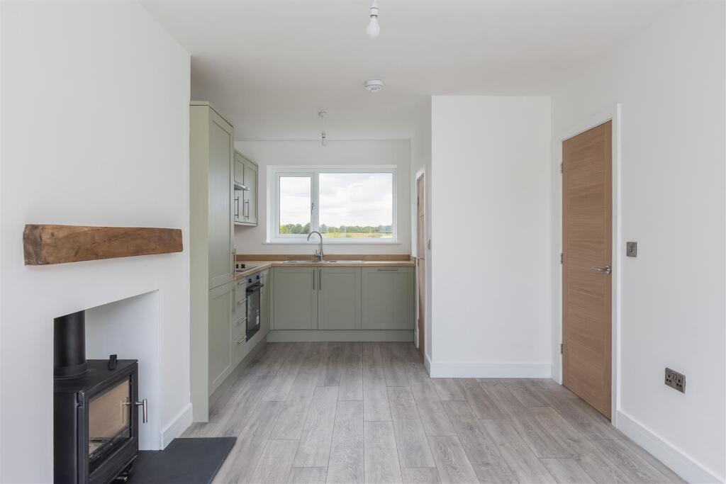 Chestnut Avenue 9 Kitchen Living Room-3.jpg