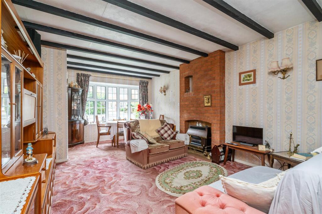 17 Austrey Close_8.jpg