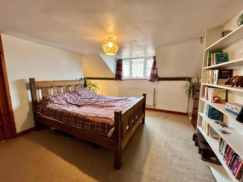 Bedroom One.jpg