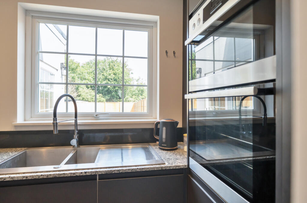 1312580-4-6854142...