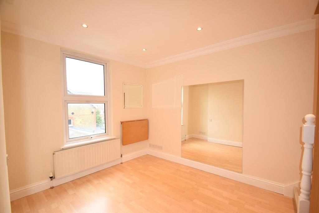 bedroom2