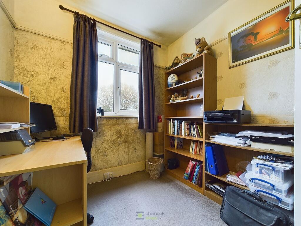 Office/Bedroom 3