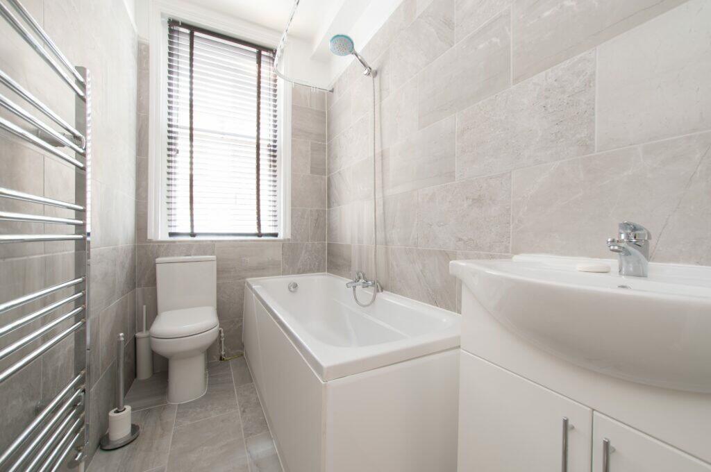 Maybury-Bathroom-1024x680