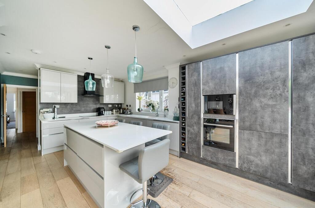 Davidson Frost-Wellings, DFW, Embry Way, Stanmore,