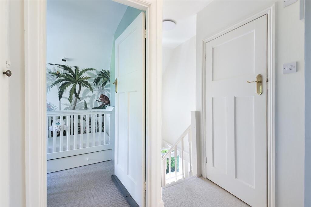 ROUNDWOOD WAY,84 - (10).jpg