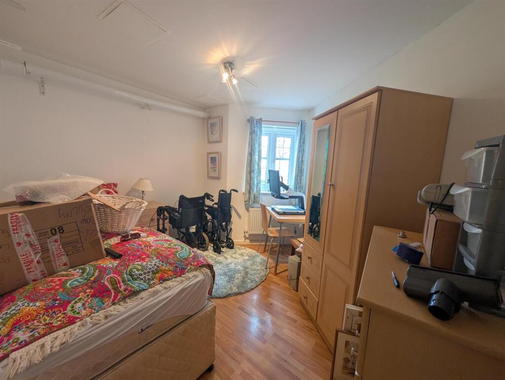 Second bedroom