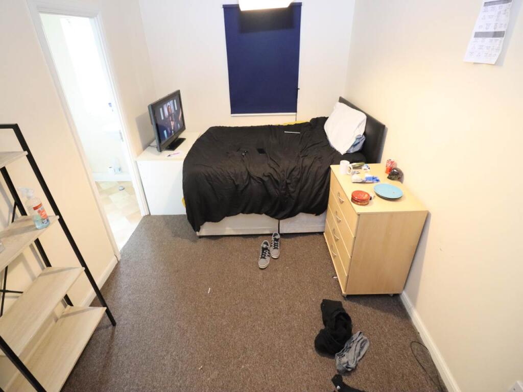 Room 4