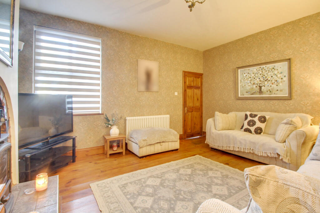 Rear Lounge