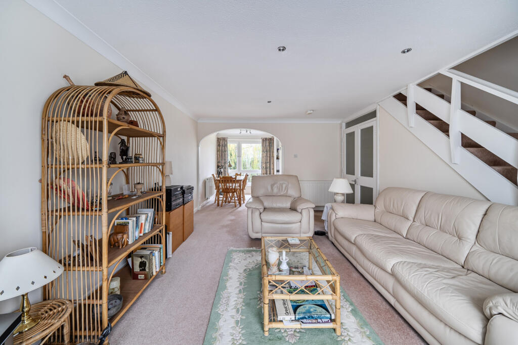 1394272-2-694a6bb...