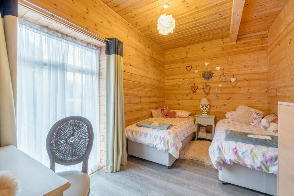 1355471-27-68cafa...