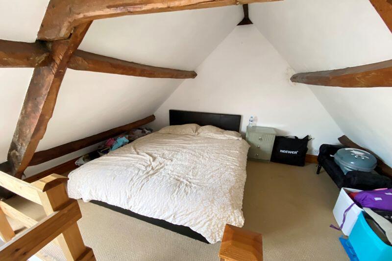 Mezzanine Level/Bed 3