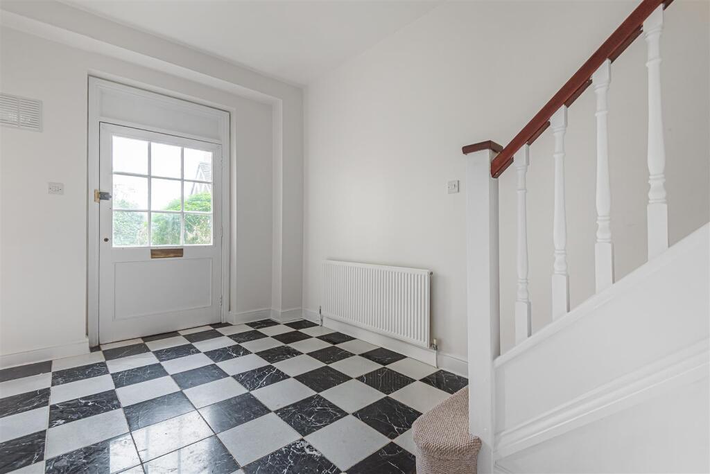 3 Rowney - Hallways.jpg