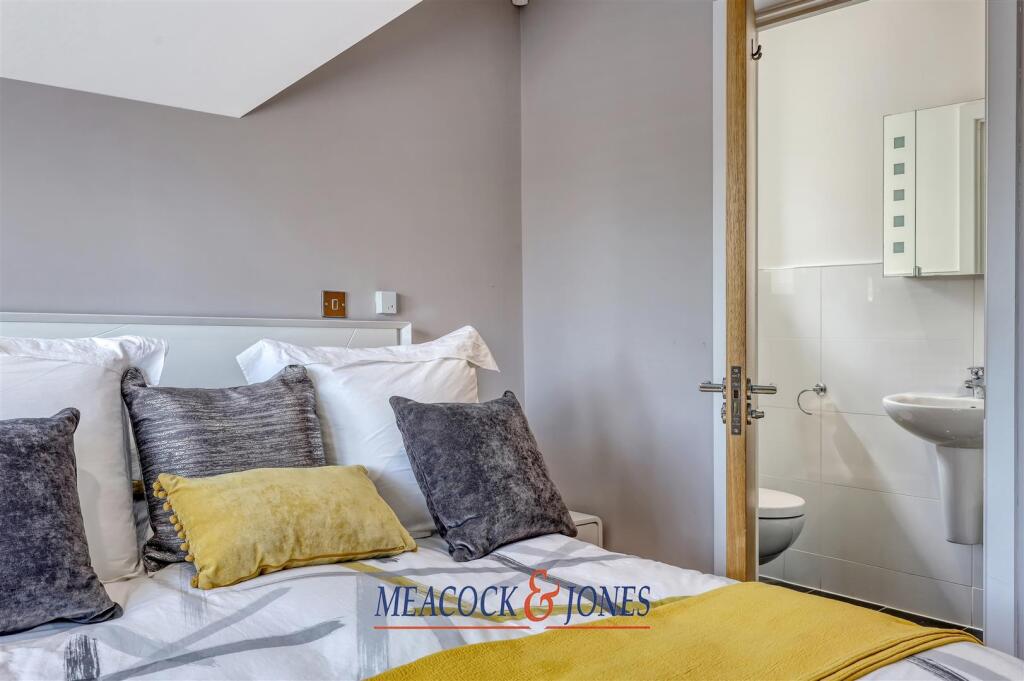 IMG_6957_8 copy 2.jpg