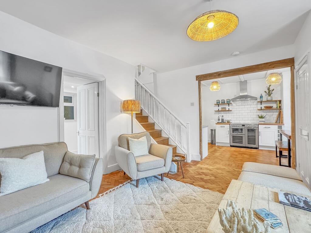 Kitchen / Diner / Lounge