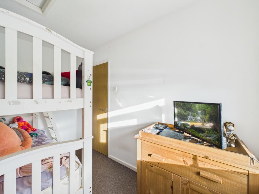 CAM02023G0-PR0186-STILL008