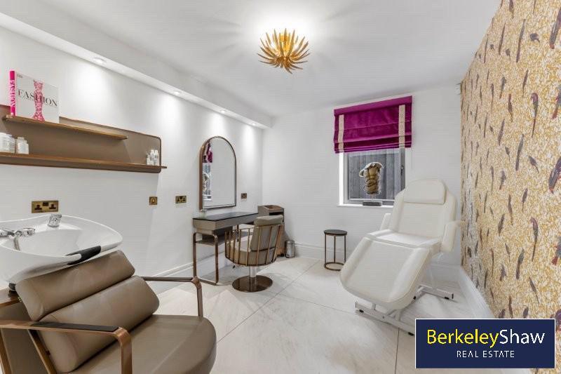 e3efa599--4268-91BE-D3EE906FF874-41112-000005DB73B