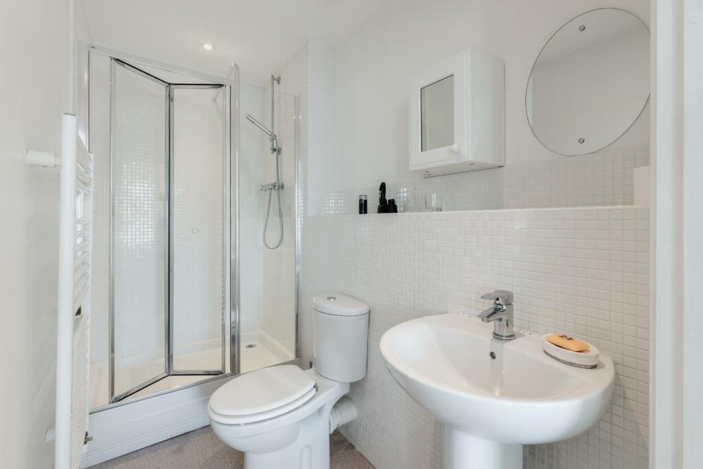 Ensuite