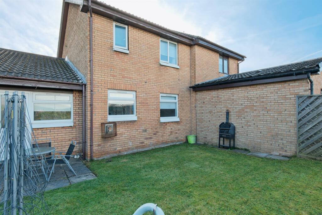 034-4 Balmoral Gardens G71 5LA.jpg