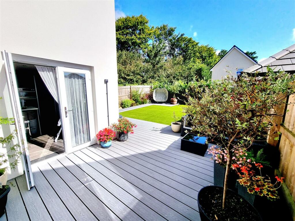 Patio.jpg