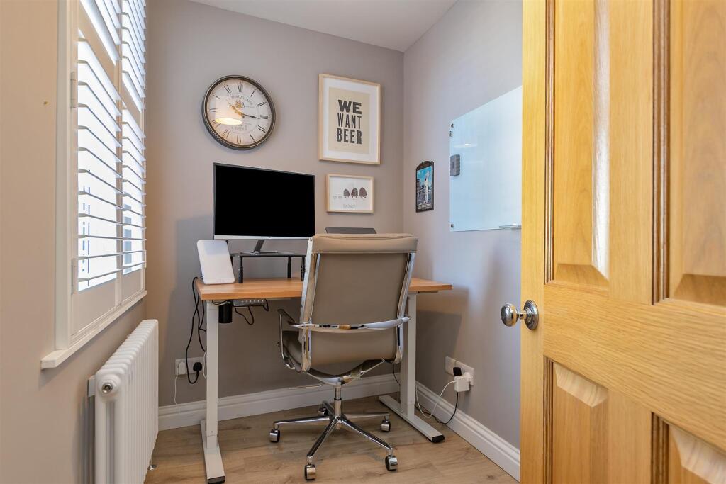 13WoodstockRoadSouth-45.jpg