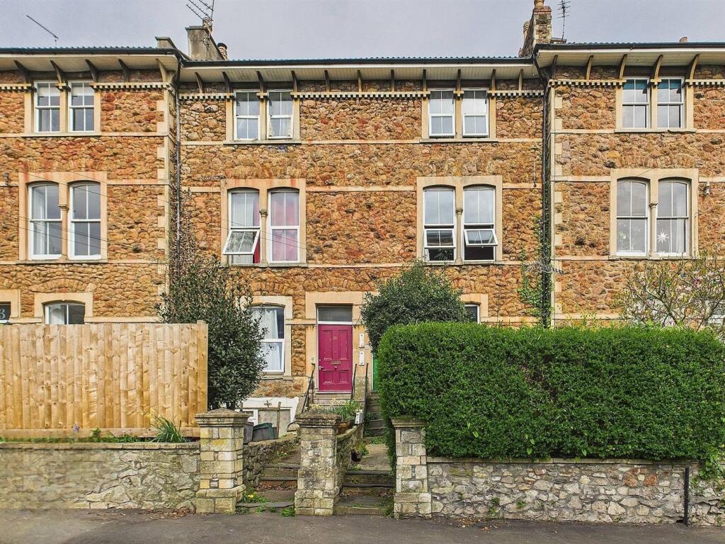 18 - Freehold Investment in Redland - For Sale by 