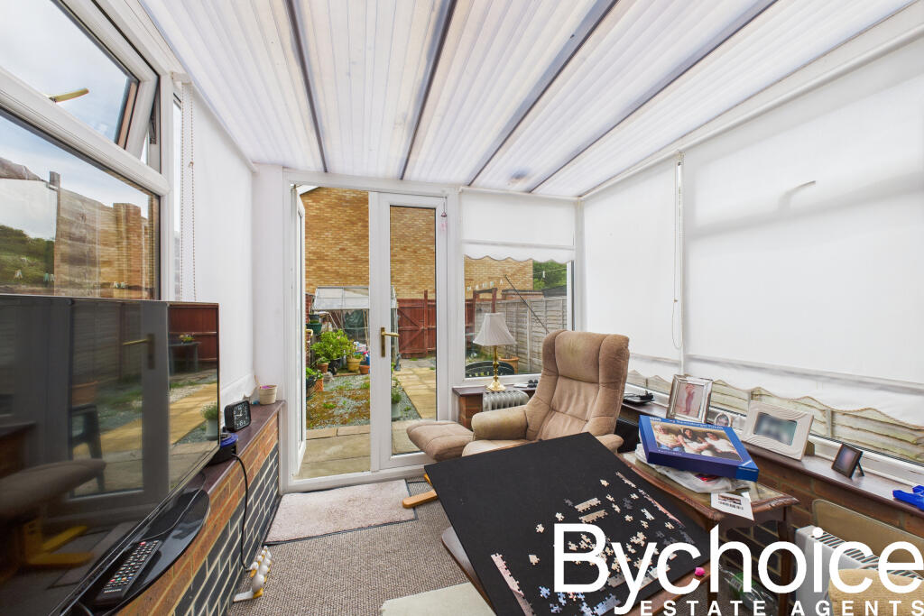 CAM05454G0-PR0017-STILL001