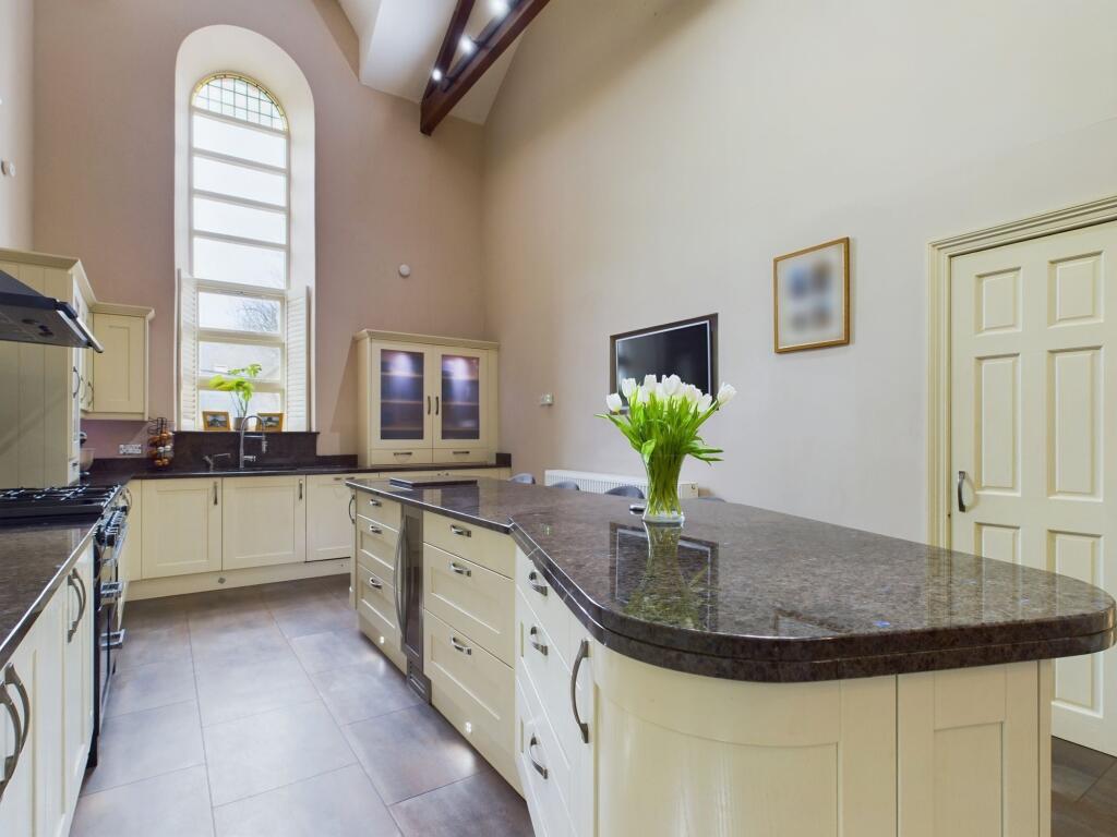 Kitchen/Family room